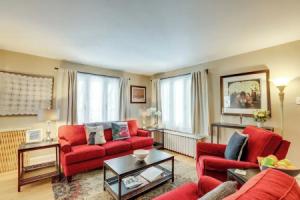 Yard & Grill: Centrally Located Denver Retreat! Tourist base, Aurora