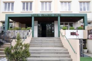 Grajski Dvor Hotel, Radovljica