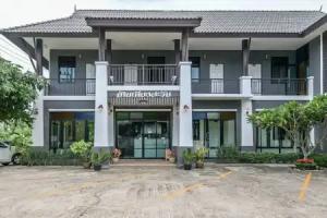 Baan Kiengtawan, Khong Chiam