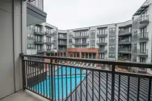 Hitop Real Estate Ventures Apartments, Austin