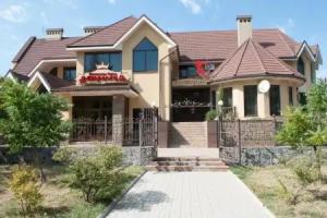 Strelets Hotel, Berdyansk
