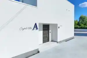 Crystalvilla Parkside, Shirahama