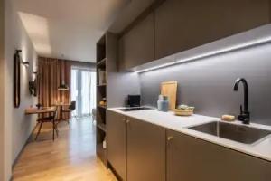 Moxy Berlin Airport, Schonefeld