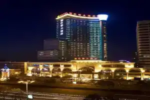 New Paris Hotel, Harbin