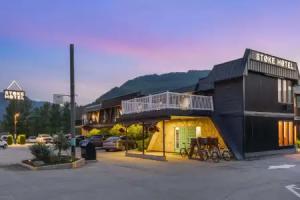 Stoke Hotel SureStay Collection by Best Western, Revelstoke