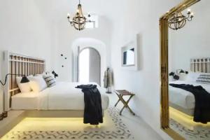 Two Bedroom Villa Outdoor Hot Tub- La Torre, Pirgos