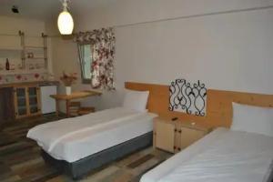 La Vida Otel, Urla
