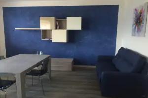 Large Apartment With Garden 100 Meters From The Lake, Brenzone
