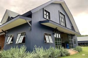 The Barn Hua Hin Hotel, Pak Nam Pran