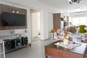 Sonia's Angel House- 300 Meters From the Beach, Newly Renovate Central Apartment, Protaras