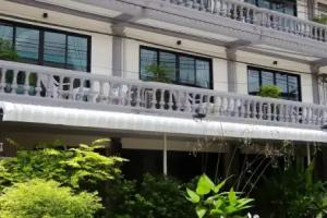 The Beach Cha Am Residence, Cha-Am