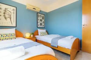 Bayview 2-BR Apartment in Larnaca, Larnaka