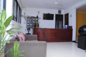 Prime Time Hotel, Unawatuna