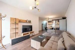 Tirent Apartment Komuna Parisit 2, Tirana