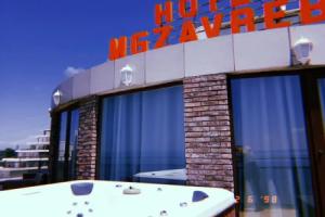 Mgzavrebi Gonio Aparthotel, Gonio
