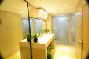 Shenzhen Port Apartment, Shenzhen