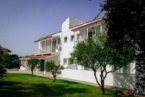 Ammos Apartments, Kavos