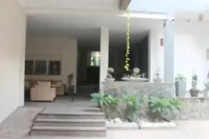 OYO 325 Grand Rockland Hotel, Matara