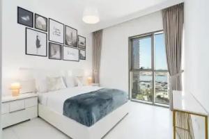 Lux BnB Creek Side 18 Mini-hotel, Dubai
