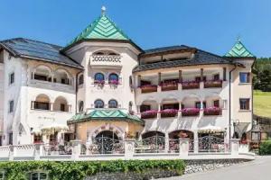 Hotel Ansitz Jakoberhof - Alpine Relax, Ortisei