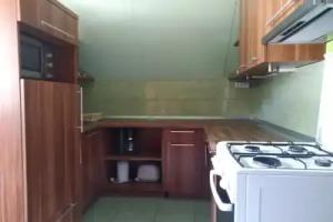 Mecsek Apartman, Orfu