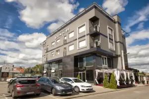Dash Hotel, Novi Sad