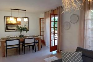 Casa en a 5 de la Playa, Castelldefels