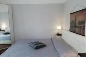 B&B Mini Hotel Incity-Close Train Station and Port-, Salerno