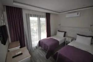 Ege Otel, Cesme
