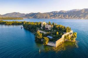 Henry-historic Center 300m From Lake Apartments, San Felice del Benaco