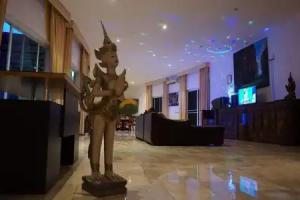Fancy Pattaya Hotel, Ban Pong