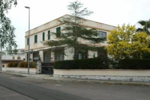 Terra di Fuori Apartments, Patu