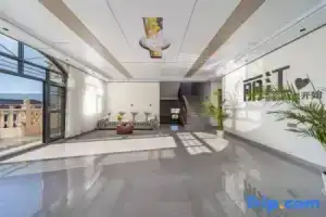 Moon Homestay Cloud Residence(Sanyi Internationai AirportStore), Lijiang