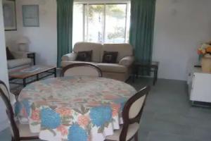 Palm Court Hotel, Hervey Bay