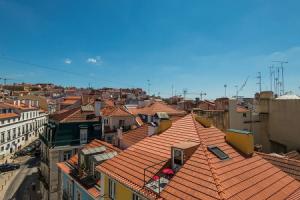 Renovated Charming Apartment with view in Santos, Lisbon