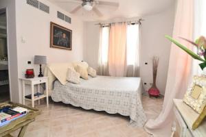 Beach Front Apartment No01, La Laguna