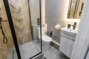 There is an apartment on Divny Boulevard 3, Vidnoye