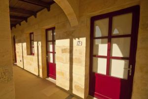 Mulberries Hotel, Zejtun