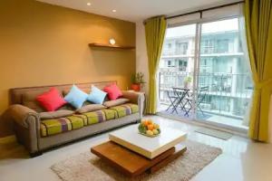 Nicely Apartment Near MRT Ratchadaphisak, Nonthaburi City