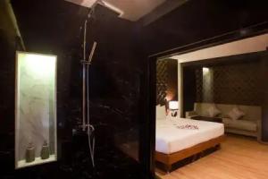 The Glory Gold Hotel, Khao Lak