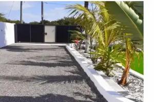 Villa Bella is 5 Mins From the Beach With Amazing Garden Overlooking the Pool, Trou Deau Douce