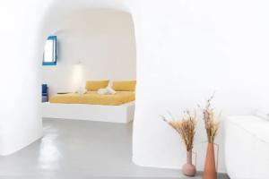 Suite With Indoor and Outdoor Jacuzzi Hotel, Firostefani
