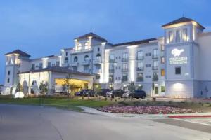 Woolley’s Classic Suites, Aurora