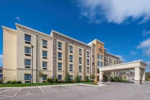 Comfort Suites Airport, Columbus