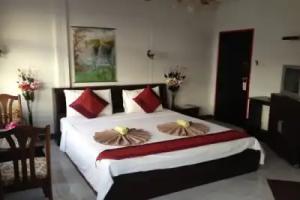 Istanbul Guesthouse, Patong