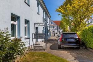 Lovely Apartment in Ostseebad Kühlungsborn with Balcony, Kuhlungsborn