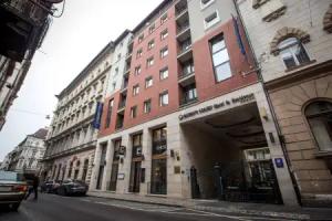 Queen's Court Hotel & Residence, Budapest