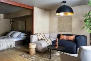 AWOL Guest house, Stowe