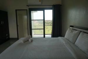 Punn Punn Place Hotel, Fang