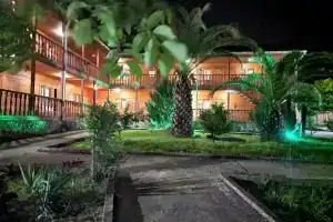 Mandarin Pension, Psyrdzha